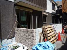 �V���[���]���V�z