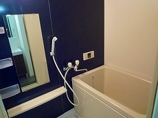 �A�o���T�[��