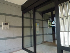 ���r�A��