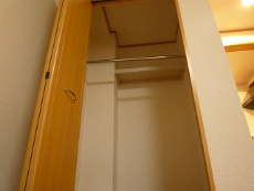 ���r�A��