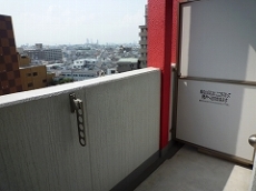 �C���y���A���ʏo