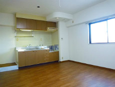 ���a�I�[�g���[�N�r��