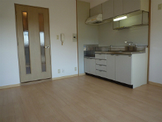 ���]�����i