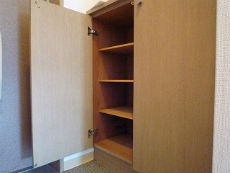 ���]�����i