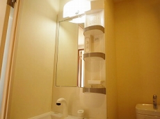 �Z�V�]�� �l���� �t���C�����X�l�� ���ʏ�