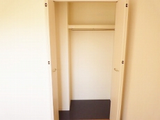 �Z�V�]�� �l���� �t���C�����X�l�� ���[